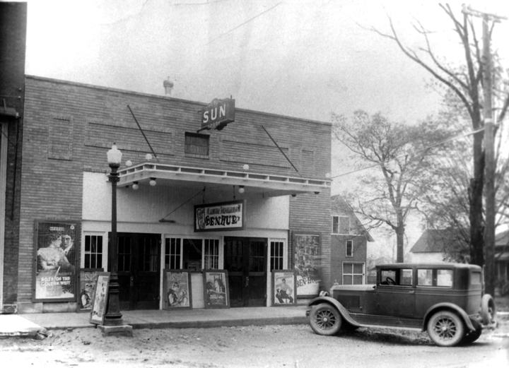 Sun Theatre - Old Photo From Vicksburg Historical Society (newer photo)